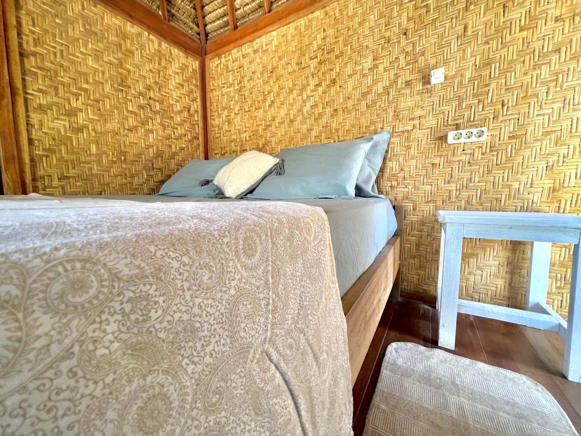 Rumah Canaria Bungalow Gili Trawangan Esterno foto