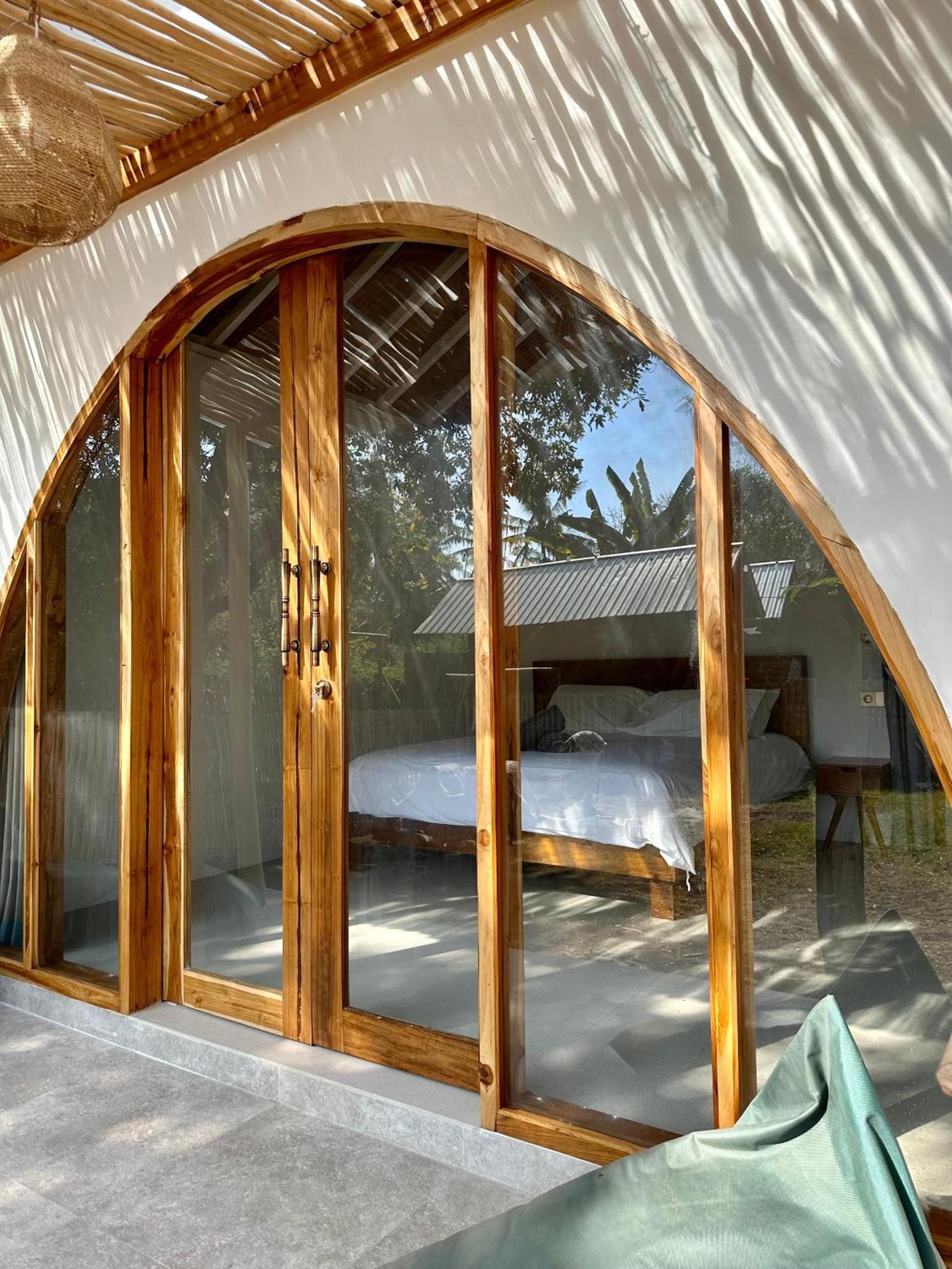 Rumah Canaria Bungalow Gili Trawangan Esterno foto