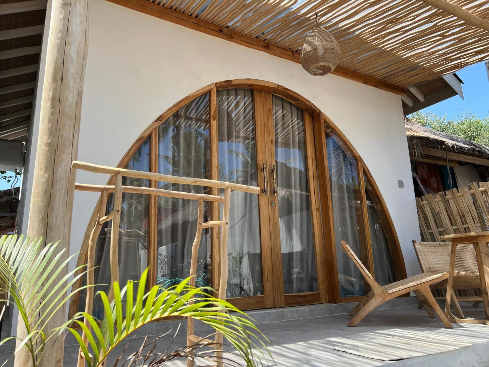Rumah Canaria Bungalow Gili Trawangan Esterno foto