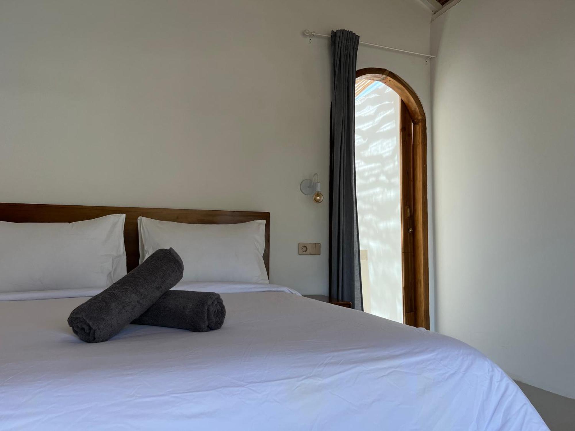 Rumah Canaria Bungalow Gili Trawangan Esterno foto