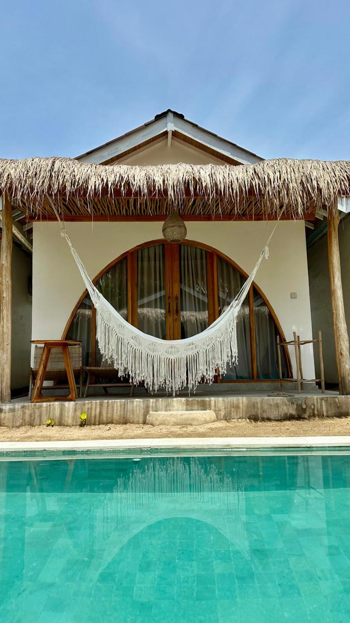 Rumah Canaria Bungalow Gili Trawangan Esterno foto