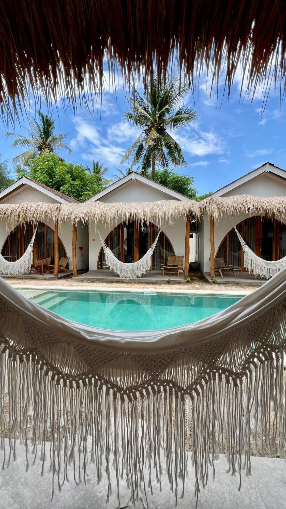 Rumah Canaria Bungalow Gili Trawangan Esterno foto